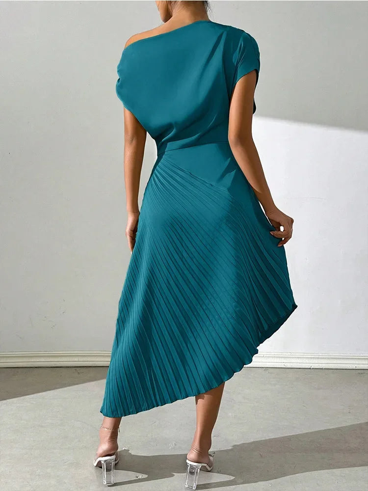 Vestido Longo Anelise Elegância que Reflete Luz e Sofisticação