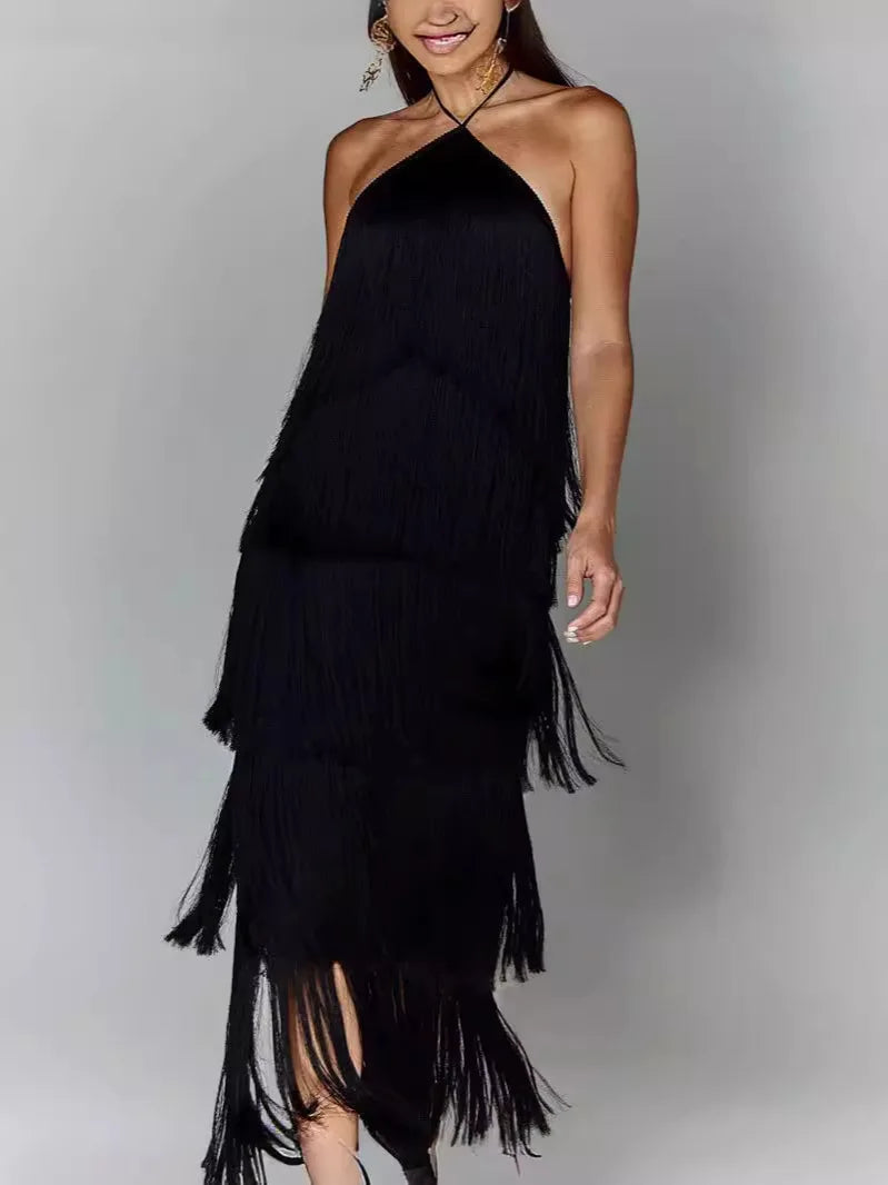 Vestido Longo Renata Movimento, Charme e Luxo em Cada Camada