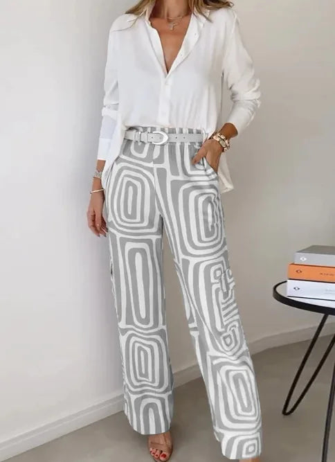 Conjunto de Calça Melina Camisa Branca com Calça de Estampa Geométrica Elegante