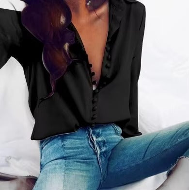 Camisa Giordana — A Elegância do Corte Slim e da Fileira de Botões Encapados em Linha