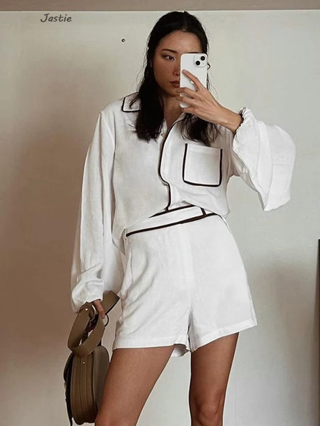 Conjunto de Shorts Loren Feminino Camisa em Algodão e Linho com Shorts de Corte Reto