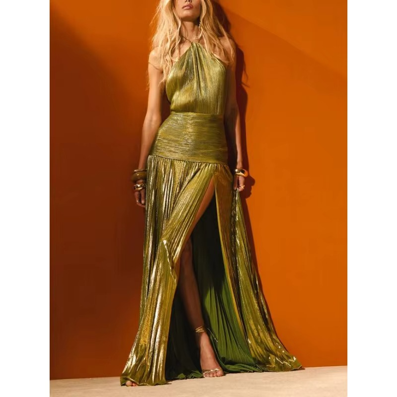 Vestido Longo Verônica  O Poder do Dourado em Movimento