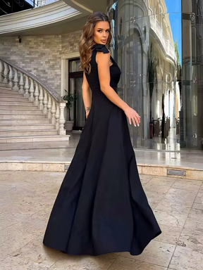 Vestido Longo Amora Elegância Fatal em Movimento