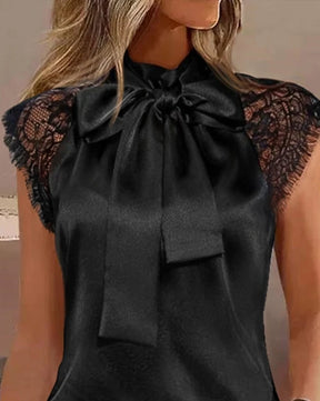 Blusa Antonella Feminino com Gola Laço e Detalhes em Renda Elegância Atemporal de Verão