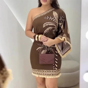 Vestido Curto Aisha Charme Tropical em Cada Detalhe