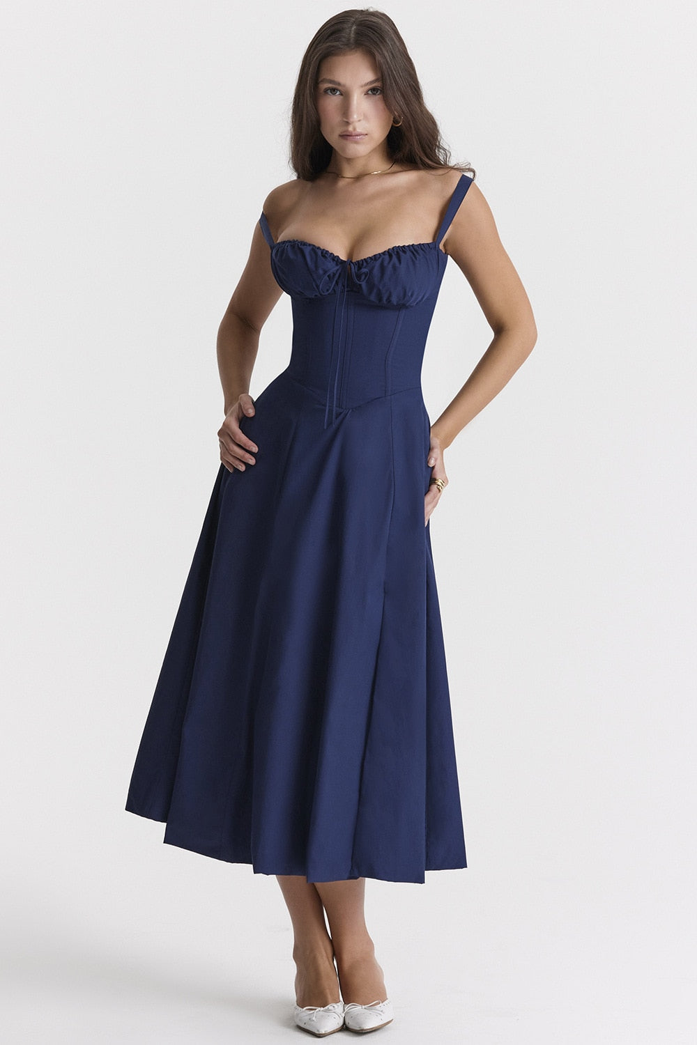 Vestido Midi Magnólia Corset com Decote Franzido e Saia Ampla – Elegância Atemporal