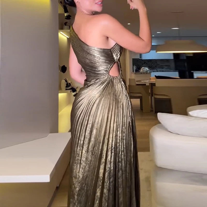 Vestido Longo Késsia Elegância Escultural em Dourado Metálico