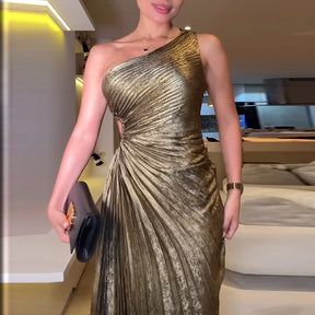 Vestido Longo Késsia Elegância Escultural em Dourado Metálico