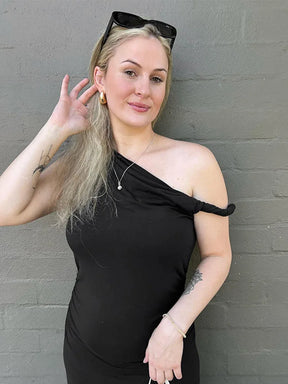 Blusa Assimétrica Bruna Feminina Elegância Atemporal em Cada Detalhe