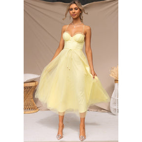 Vestido Midi Natalia de Tule com Corpete Estruturado e Alças Finas – Estilo Romântico e Sofisticado