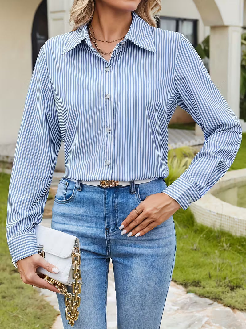 Camisa Thalina Listrada – Elegância Clássica com Essência Contemporânea