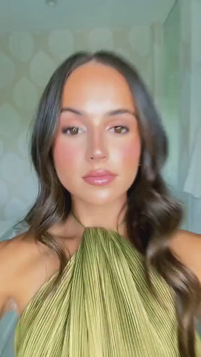 Vestido Longo Verônica  O Poder do Dourado em Movimento