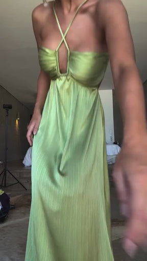 Vestido Longo Luiza  Leveza que Encanta e Brilha ao Sol