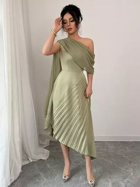 Vestido Longo Anelise Elegância que Reflete Luz e Sofisticação