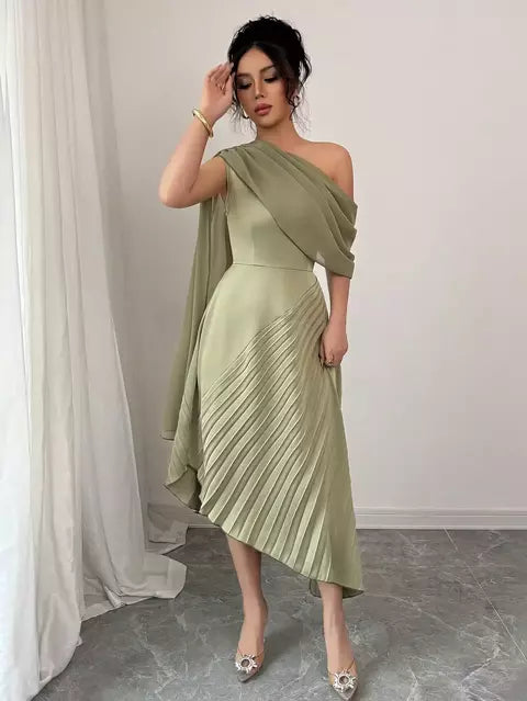 Vestido Longo Anelise Elegância que Reflete Luz e Sofisticação