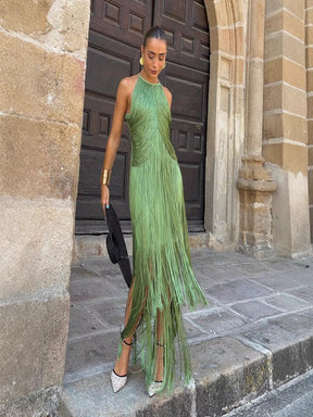 Vestido Longo Maitê o Movimento do Luxo em Cada Franja